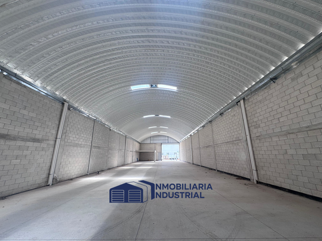 600 M2 CHICHI SUAREZ (11)