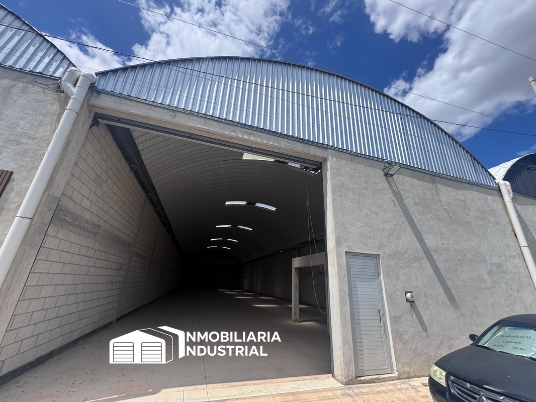 600 M2 CHICHI SUAREZ (2)