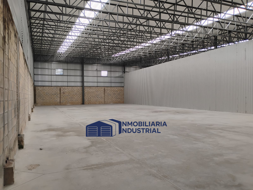 FOTOS 550 M2 PLAN DE AYALA (12)