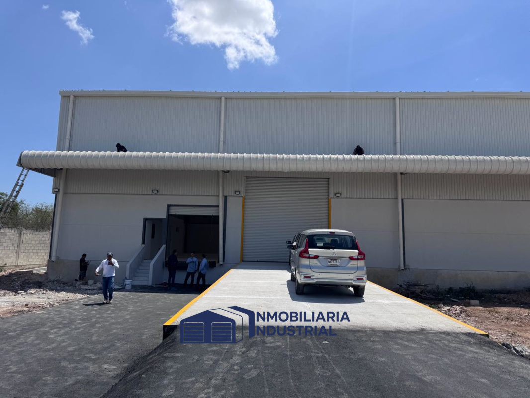 1,200 M2 CD INDUST (36)
