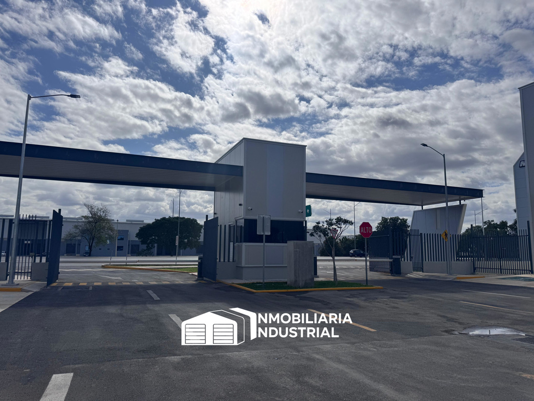 PERIFERICO PONIENTE (24)